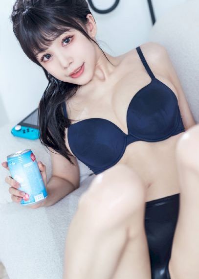 明艳美人家属院带娃，硬汉兵哥霸道宠